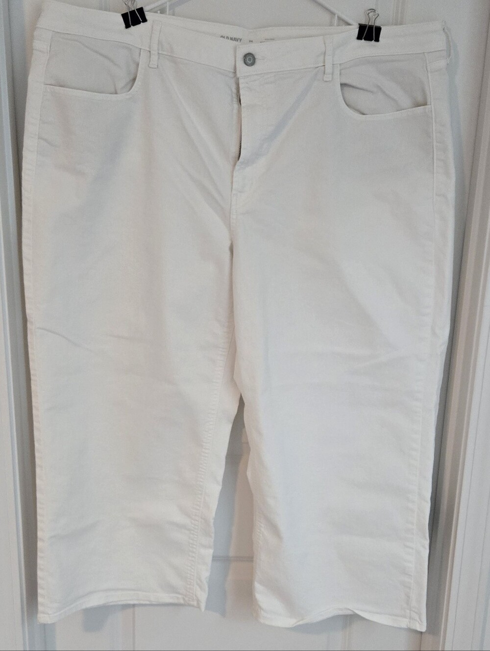 Old Navy High-Rise Wide-Leg White Jeans